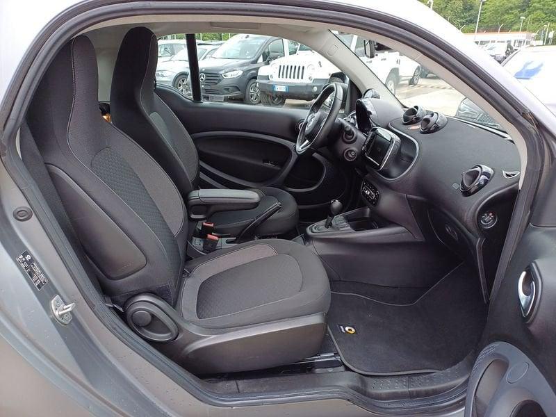 smart fortwo eq Passion 4,6kW