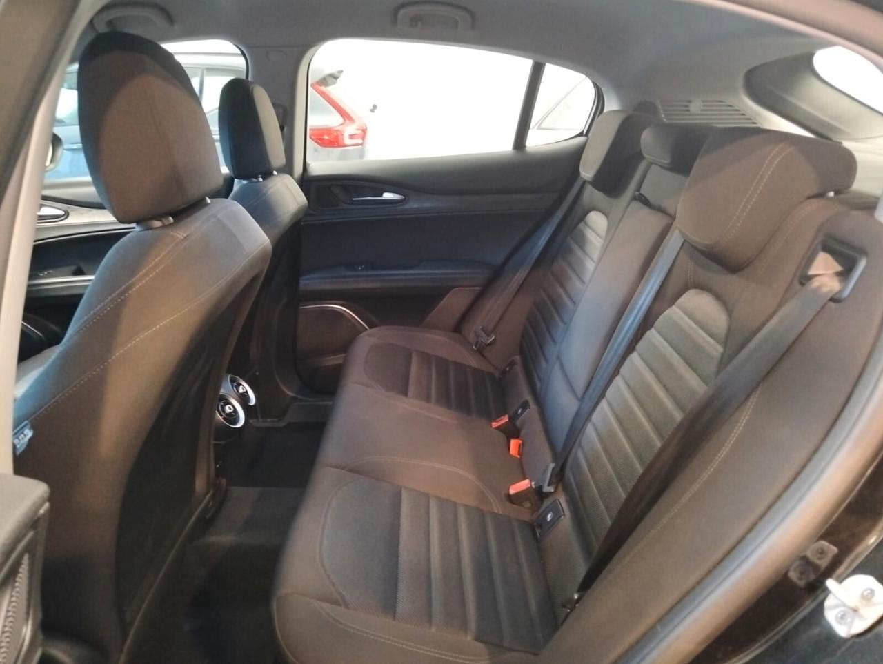 Alfa Romeo Stelvio 2.2 Turbodiesel 190 CV AT8 RWD Business