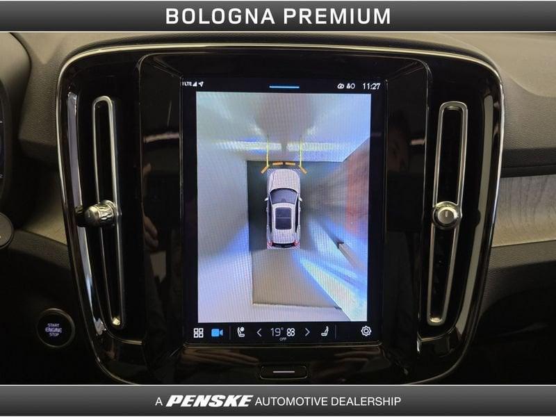 Volvo XC40 XC40 B4 AWD automatico Ultimate Dark
