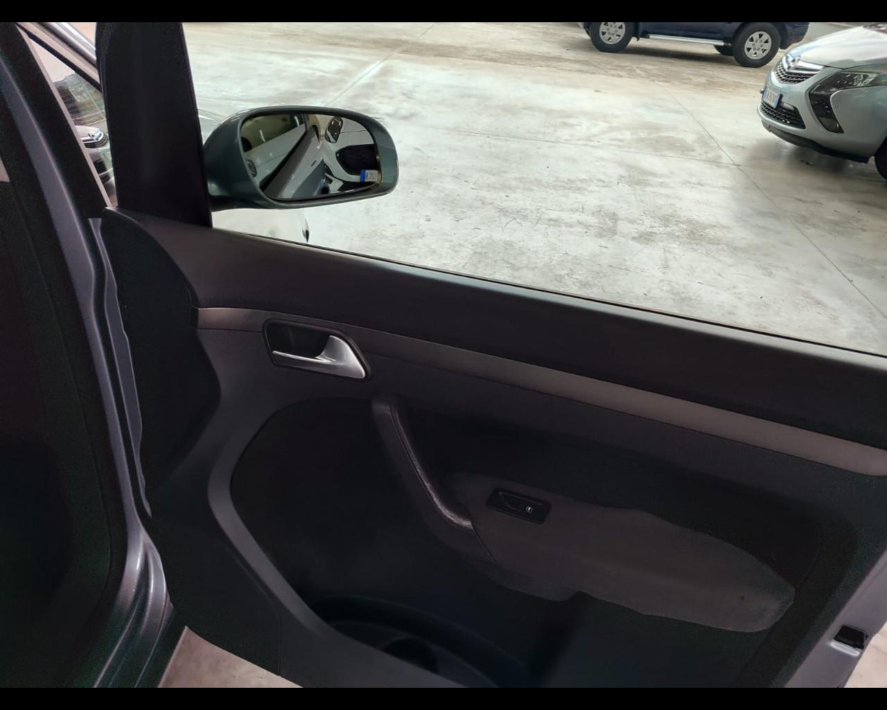 VOLKSWAGEN Touran 2.0 Trendline Ecofuel 7 Posti