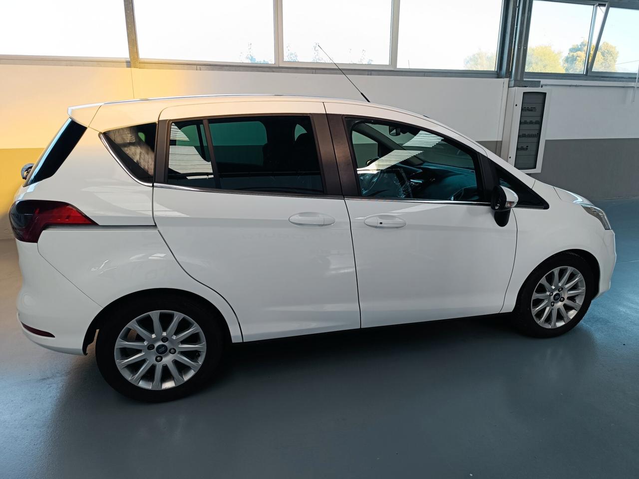Ford B-Max 1.5 TDCi 75 CV Titanium