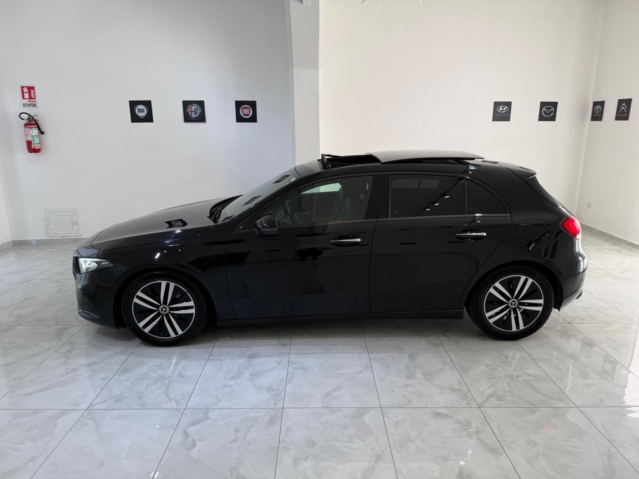 MERCEDES-BENZ A 180 D AUTOMATIC SPORT IVA ESPOSTA
