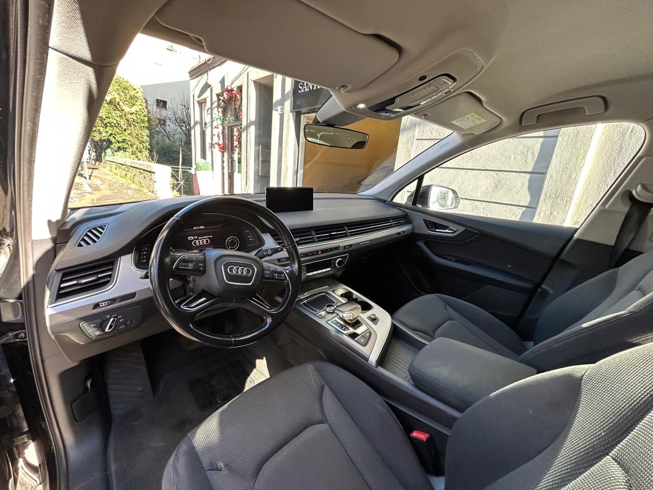 Audi Q7 3.0 TDI 218cv Ultra Business Plus QUATTRO Tiptronic E6!!!