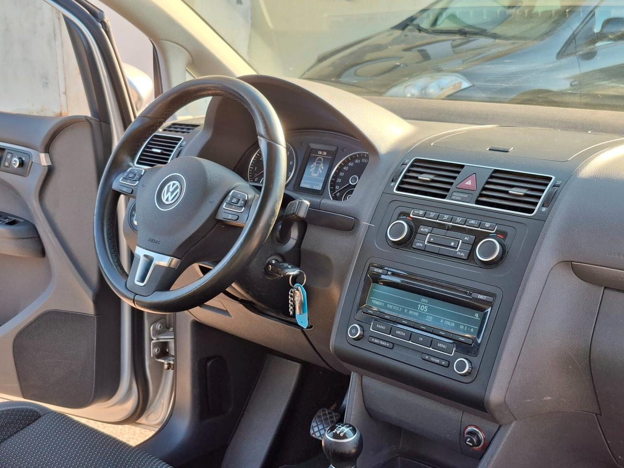 Volkswagen Touran Business 1.4 Highline EcoFuel