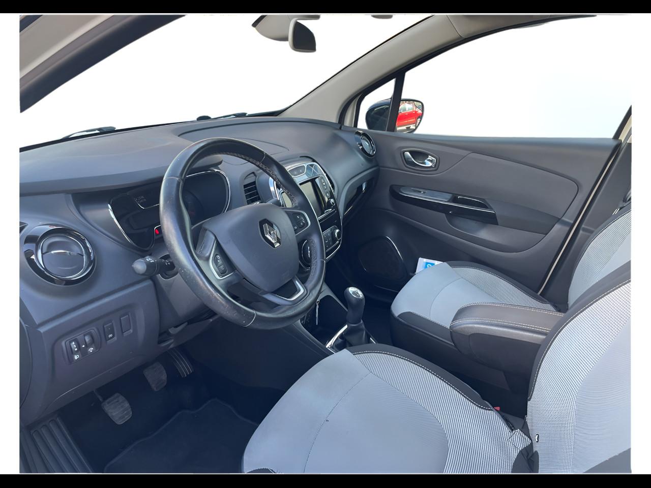 RENAULT Captur 1.5 dci Intens (energy r-link) 90cv E6
