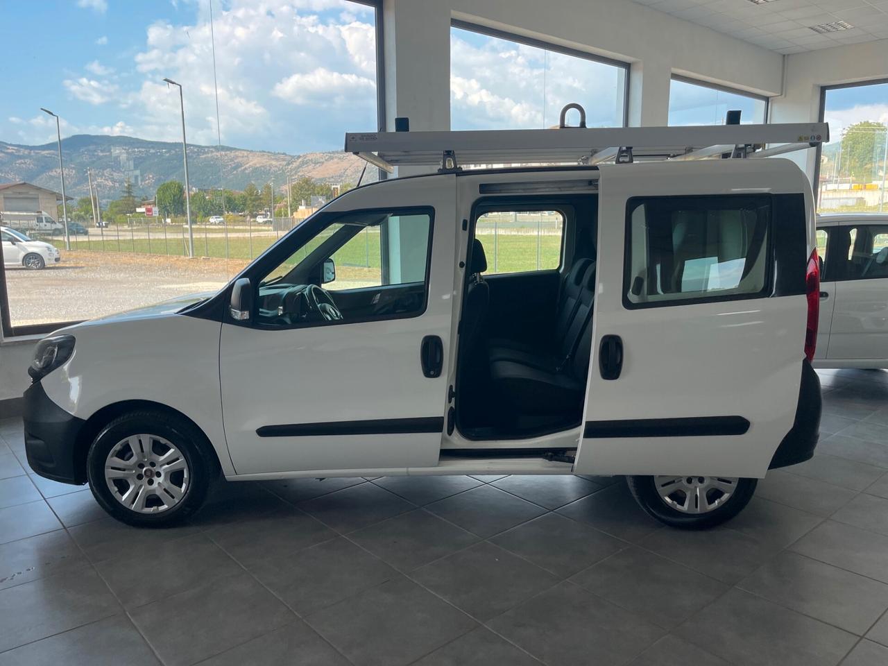 Fiat Doblo 1.3 mjt 95 cv 5 posti N 1 - PORTA SCALA -