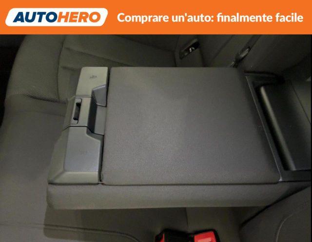 AUDI A4 35 TFSI Business Advanced