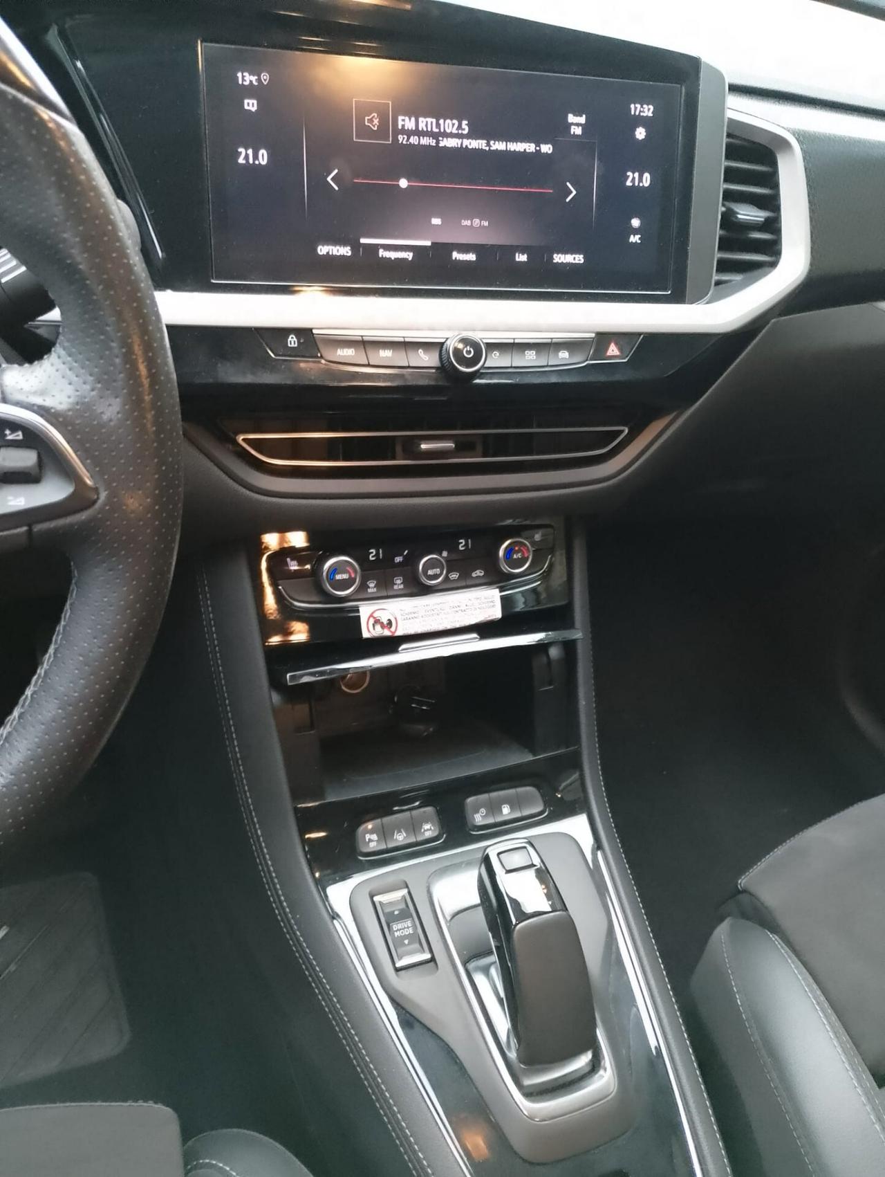 Opel Grandland 1.6 PHEV aut. FWD Business Elegance