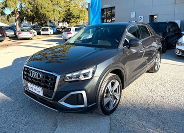 Audi Q2 30 TFSI Business Advanced