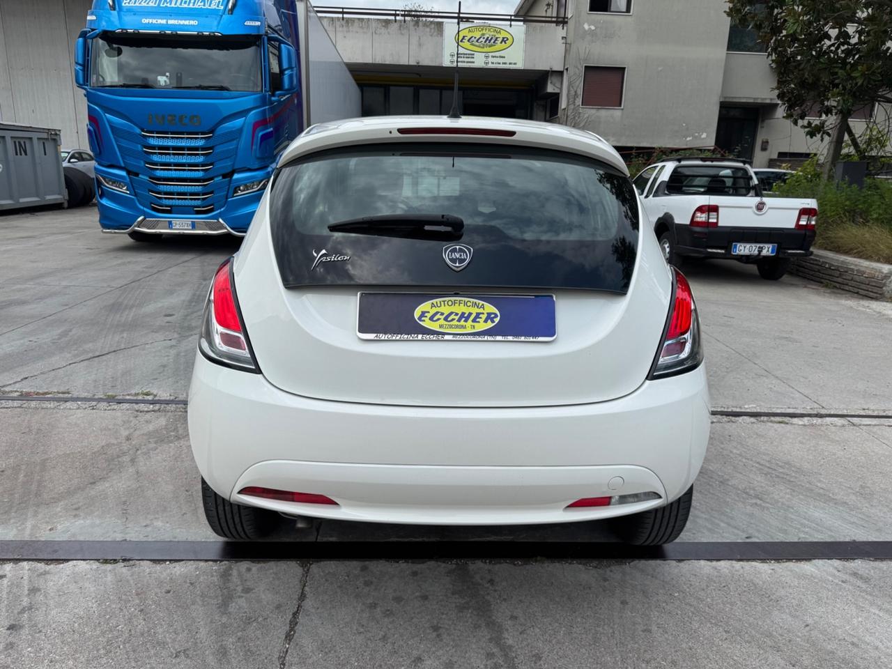 Lancia Ypsilon 1.3 MJT 16V 95 CV 5 porte S&S Silver