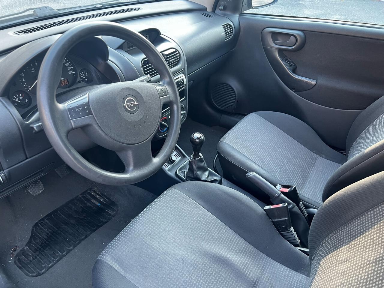 Opel Corsa 1.0 12V 3 porte Club Ok Neopatentati