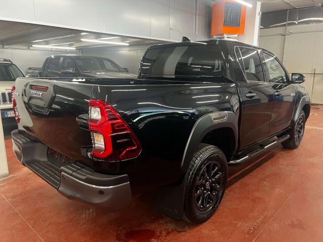 Toyota Hilux Hilux 2.8 d-4d 48V double cab Invincible auto