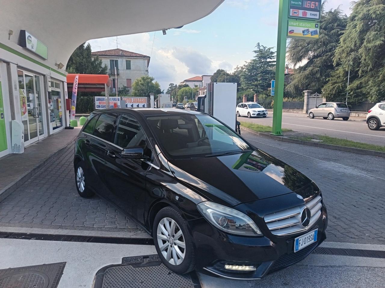 Mercedes-benz B 180 CDI BlueEFFICIENCY Executive