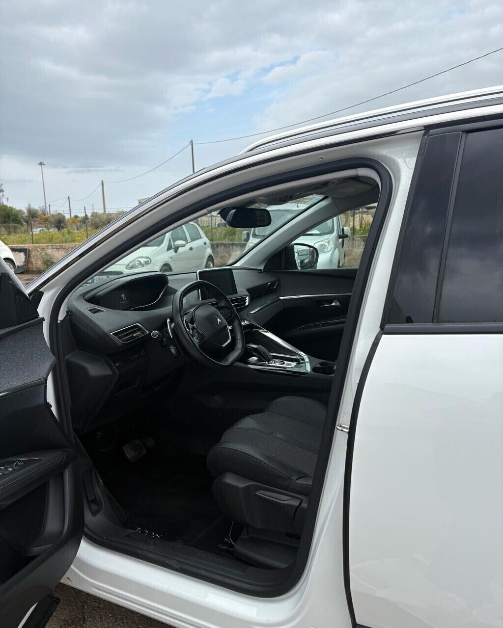 Peugeot 3008 BlueHDi 130 S&S Allure