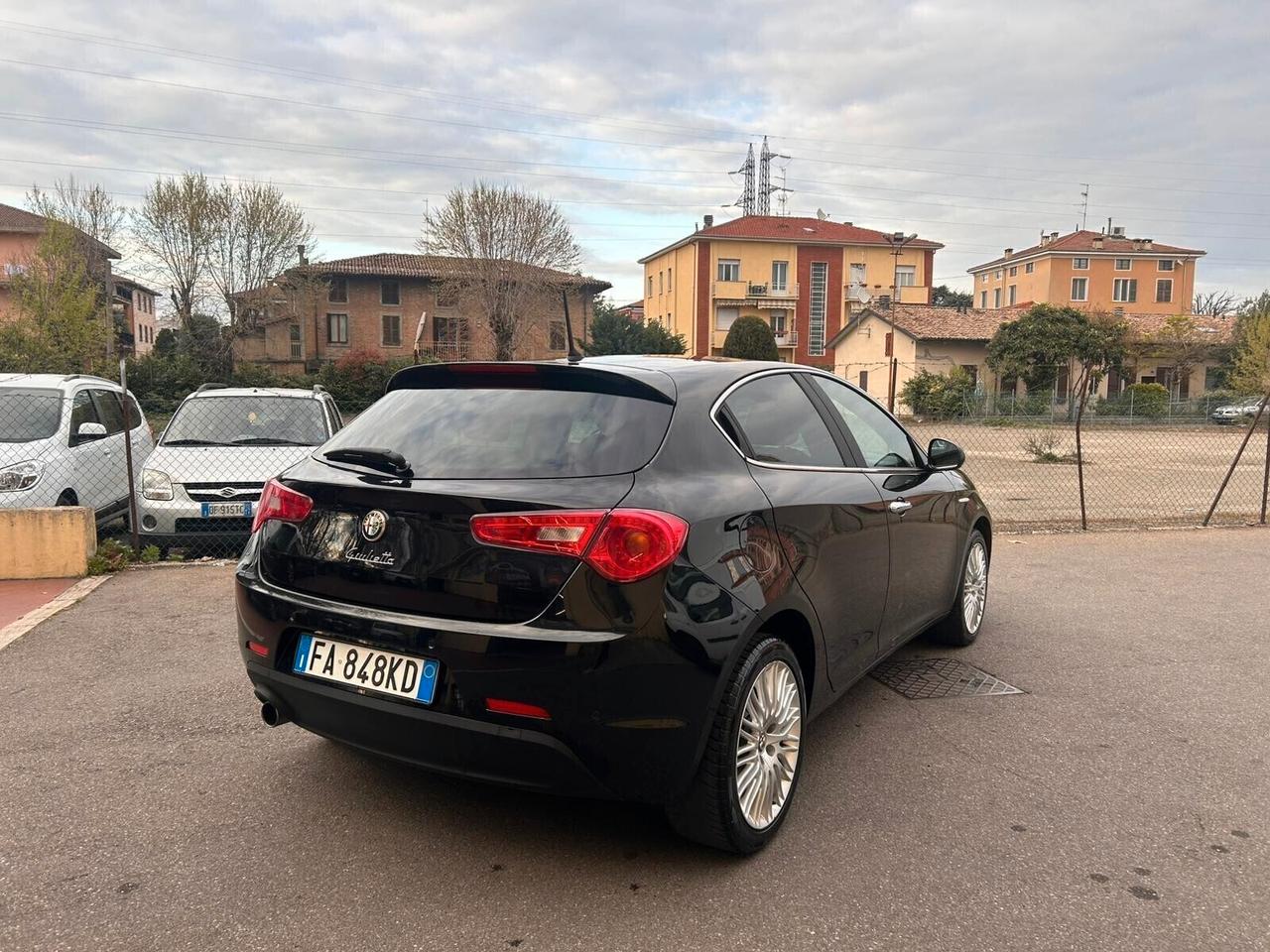 Alfa Romeo Giulietta Anno 2015 1.6 DIESEL Cambio Manuale