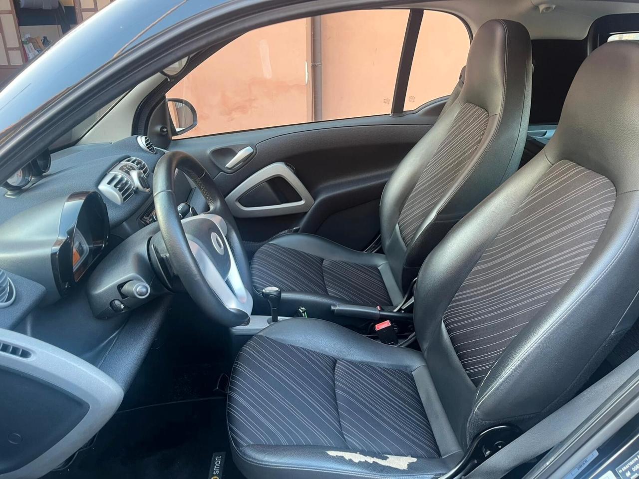 Smart ForTwo 1000 52 kW MHD coupé passion