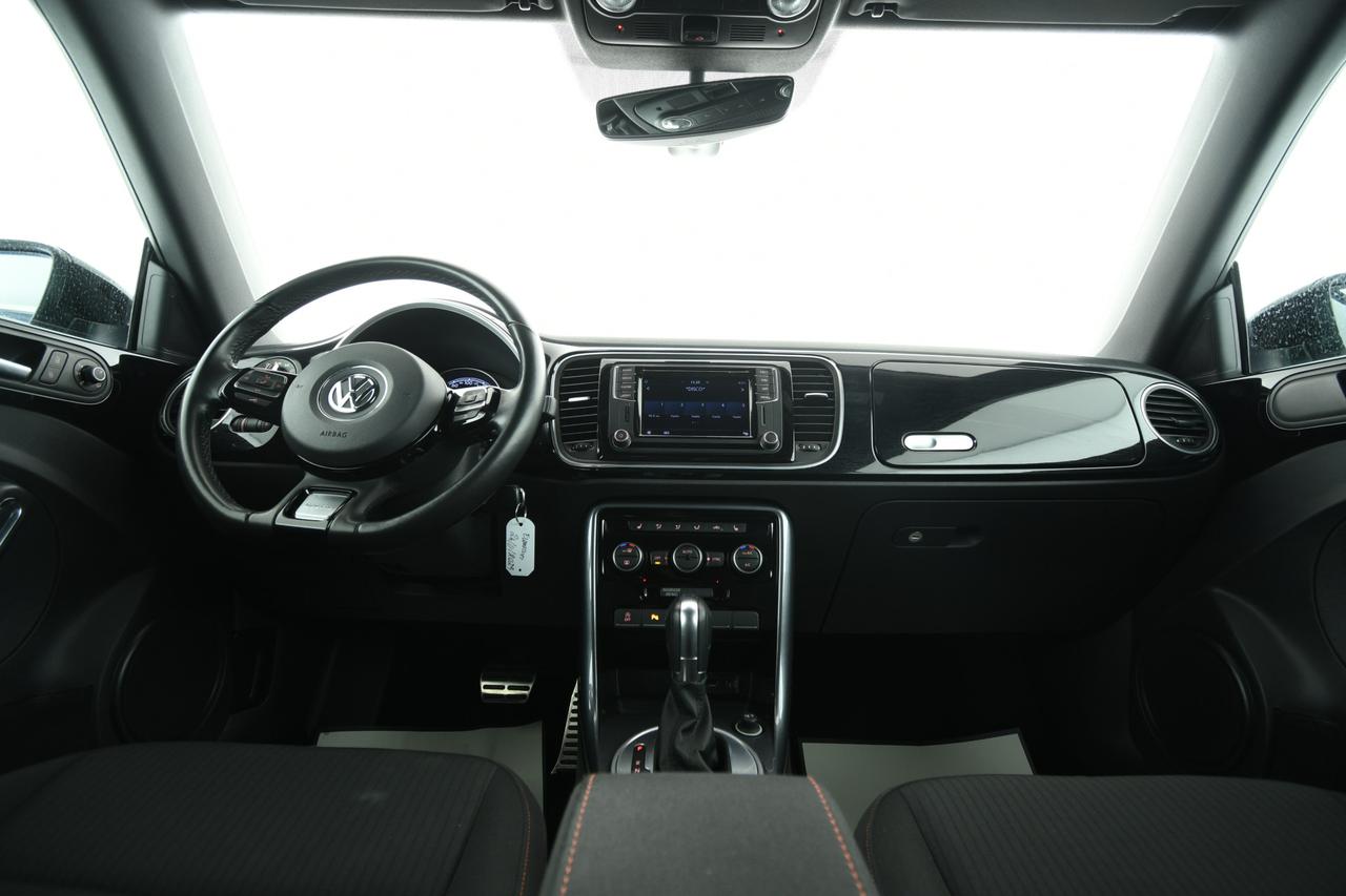 VOLKSWAGEN Maggiolino Cabrio 1.2 tsi Design 105cv DSG+APP CONNECT+C17"