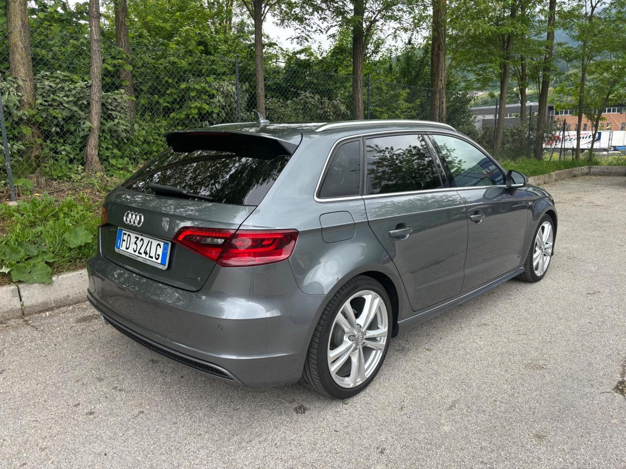 Audi A3 SPB 2.0 TDI 150cv SLINE QUATTRO