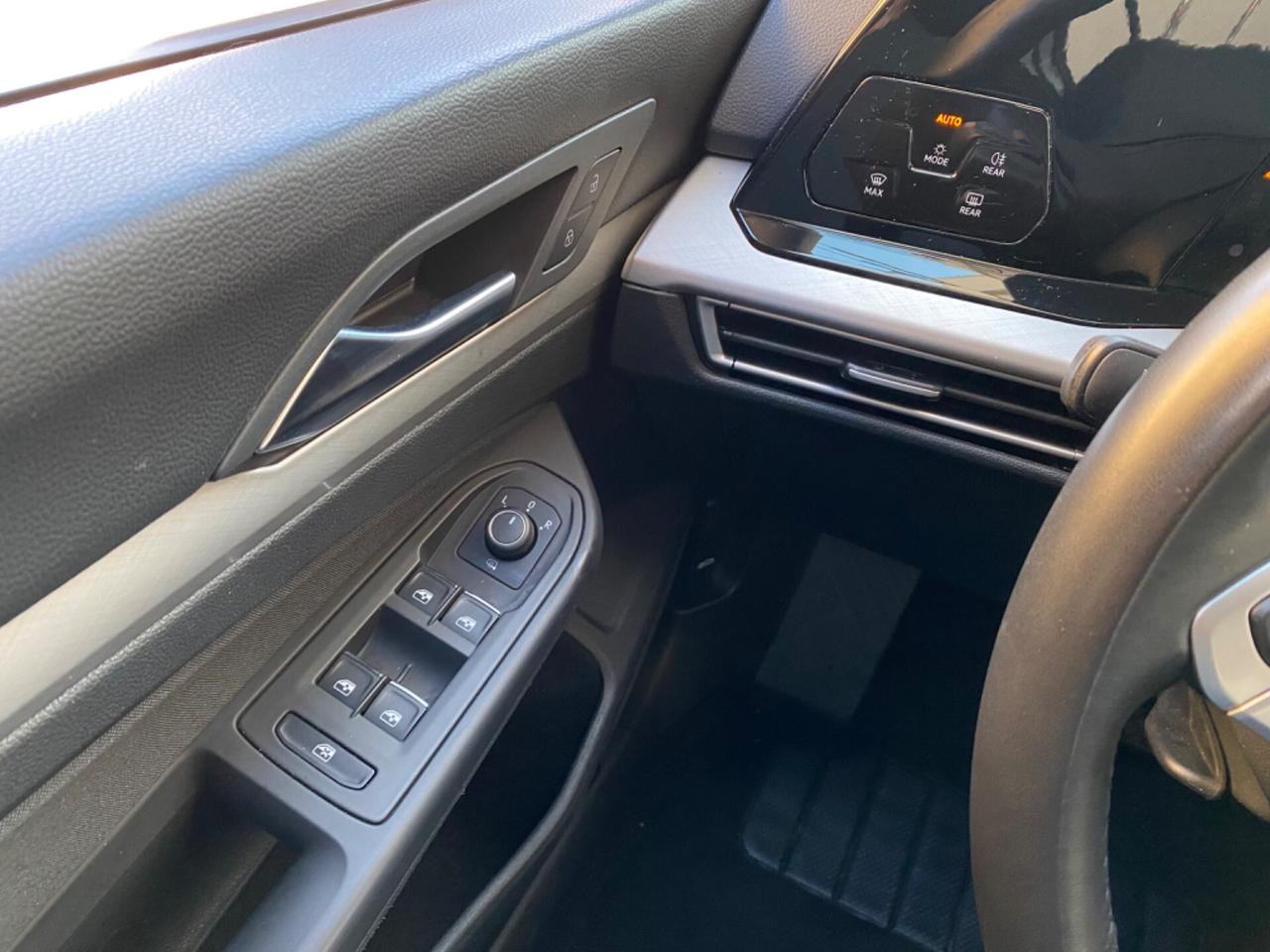 Volkswagen Golf Variant 1.0 eTSI EVO DSG Life