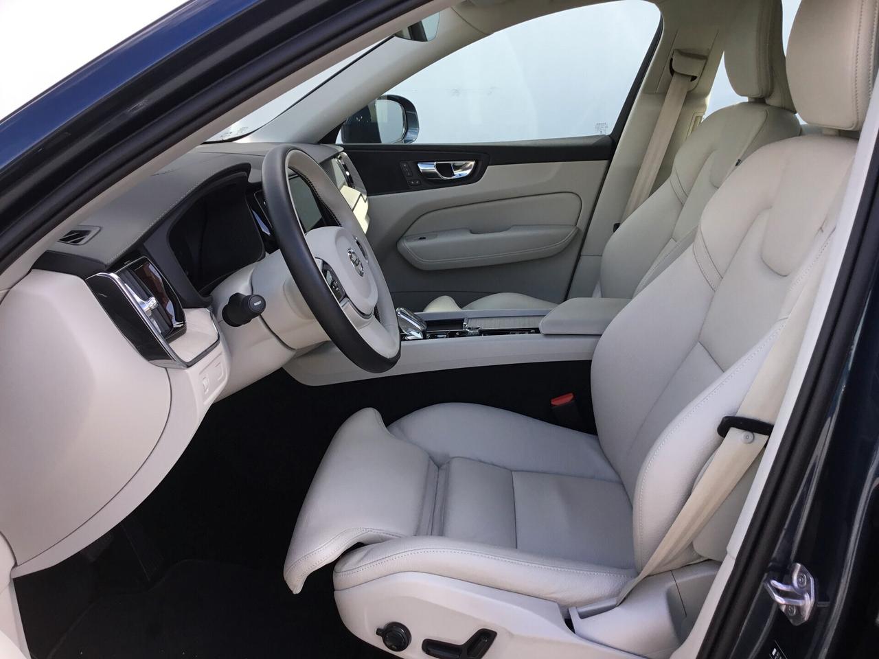 Volvo XC60 B4 (d) AWD Geartronic Inscription