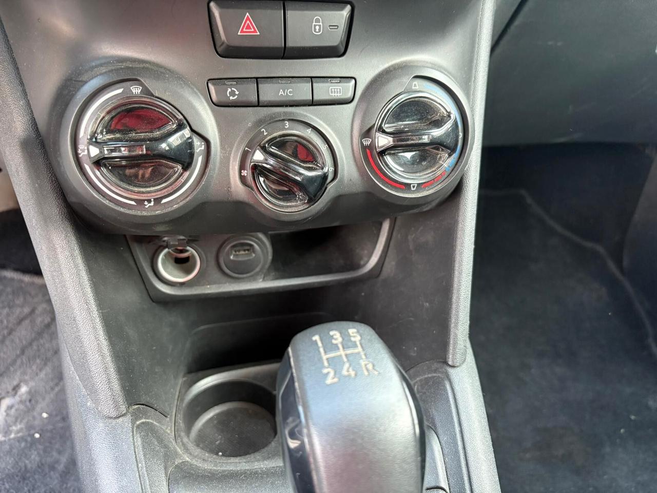 Peugeot 208 BlueHDi 100 S&S 5 porte Van Active