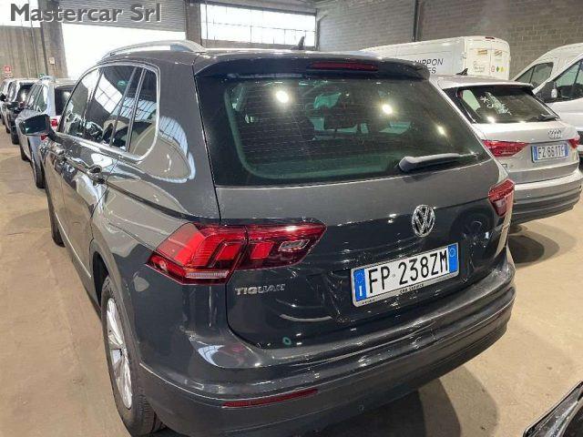 VOLKSWAGEN Tiguan Tiguan 2.0 tdi Business 4motion 150cv FP238ZM