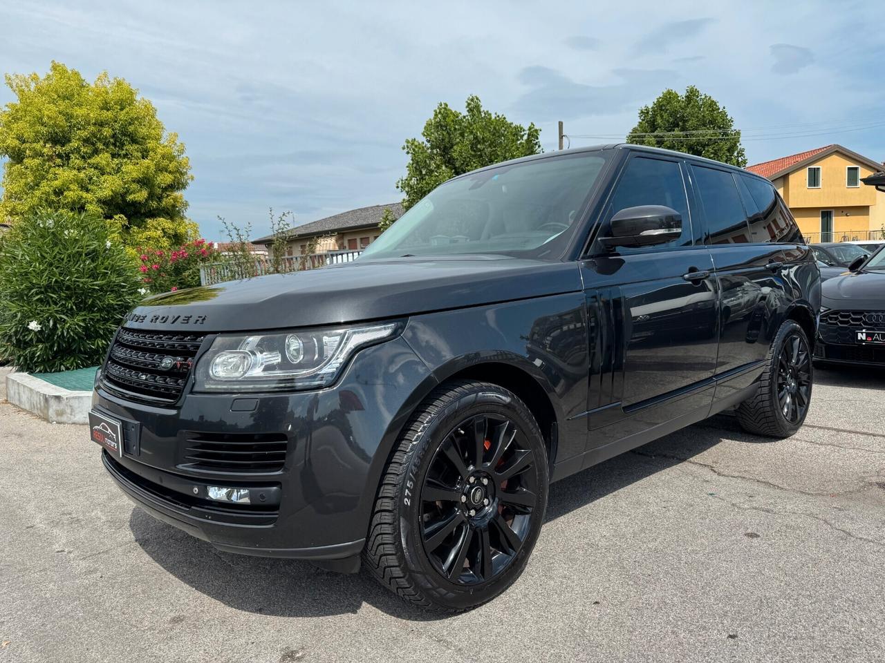 Land Rover Range 4.4 SDV8 Vogue LWB