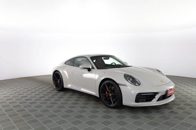 PORSCHE 911 911 Carrera 4S