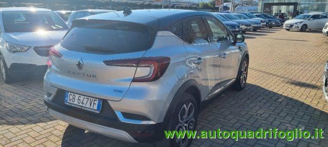 RENAULT Captur 1.6 e-tech plug-in hybrid 160hp Intens VAN