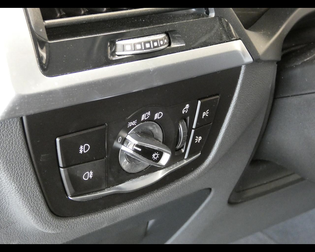 BMW X3 (G01/F97) - X3 xDrive20d Luxury