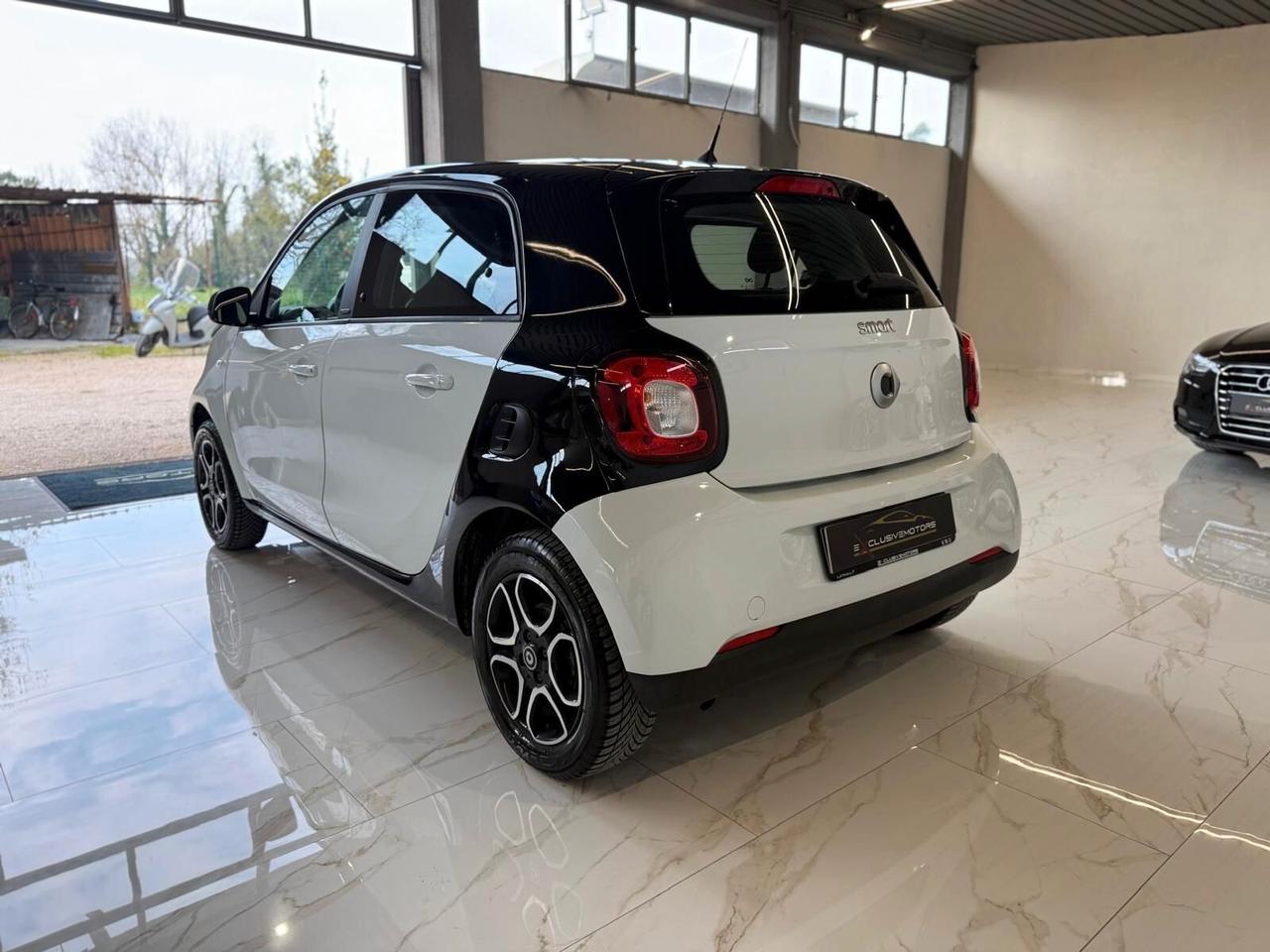 Smart ForFour 70 1.0 Youngster