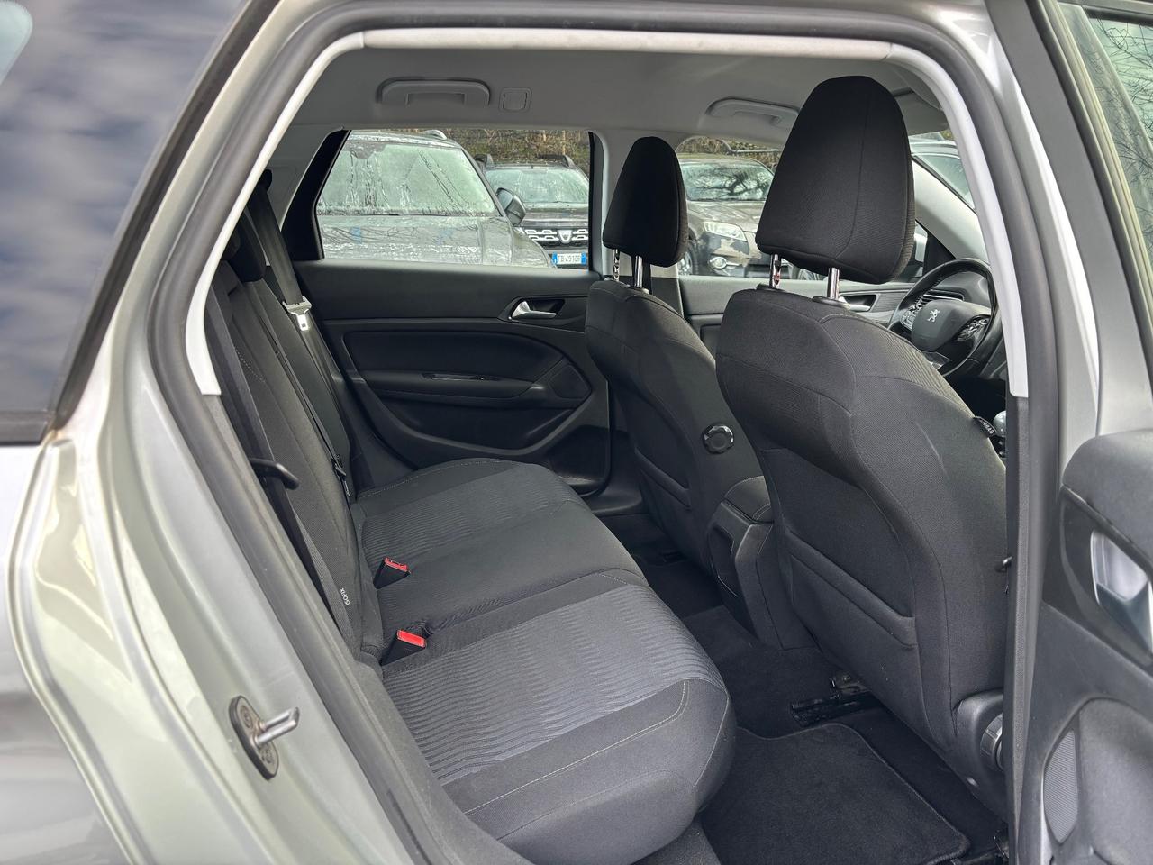 Peugeot 308 HDI 120CV SW OK NEOPATENTATI