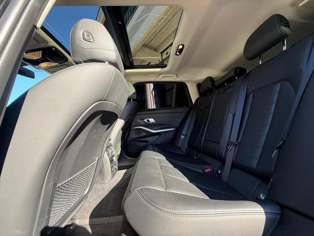 BMW 330 d Sport x drive 24 MESIGARANZIA