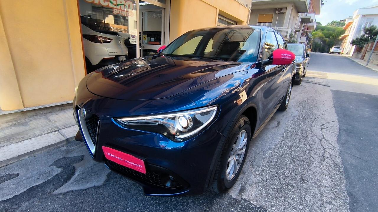 Alfa Romeo Stelvio 2.2 Turbodiesel 180 CV AT8 Q4 Business