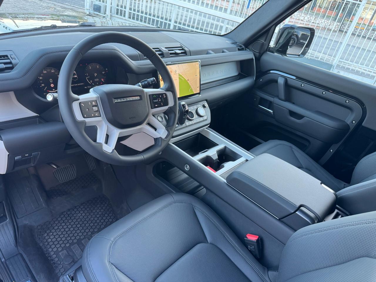 Land Rover Defender 90 3.0D I6 200 CV AWD Auto X-Dynamic SE