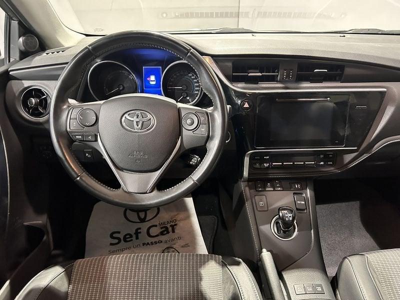 Toyota Auris 1.8 Hybrid E-CVT Lounge AREA C FREE