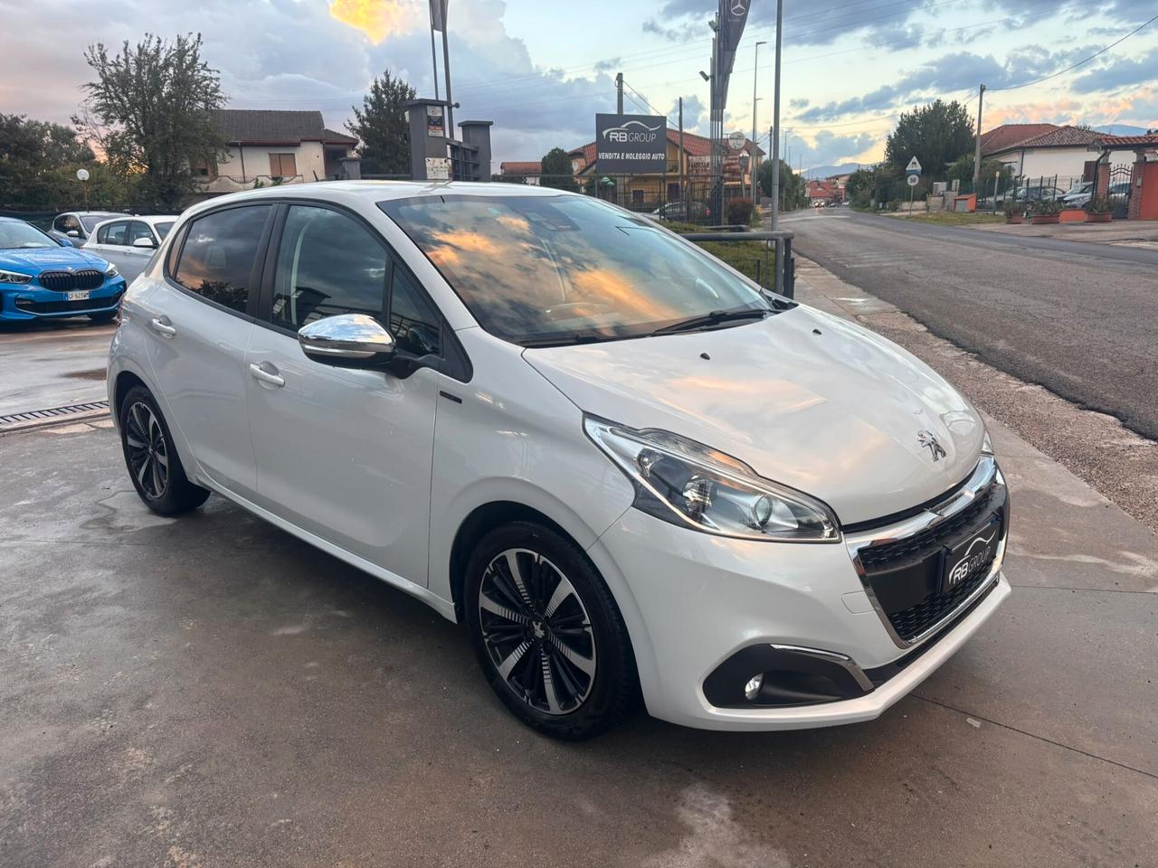 Peugeot 208 PureTech 82 5 porte Allure