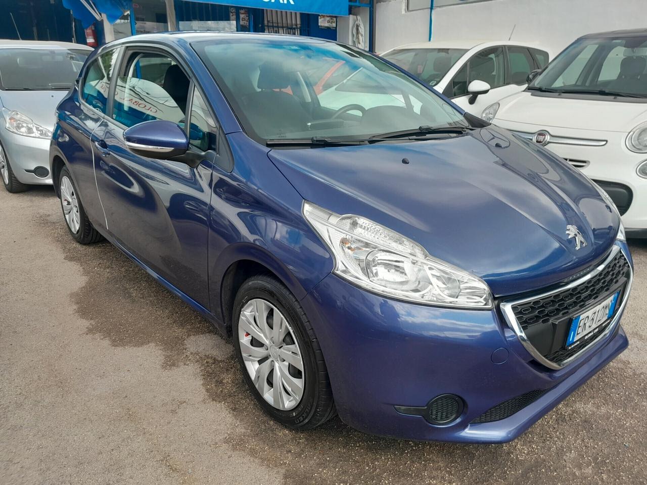 Peugeot 208 1.0 Benzina unico proprietario 89000km!!