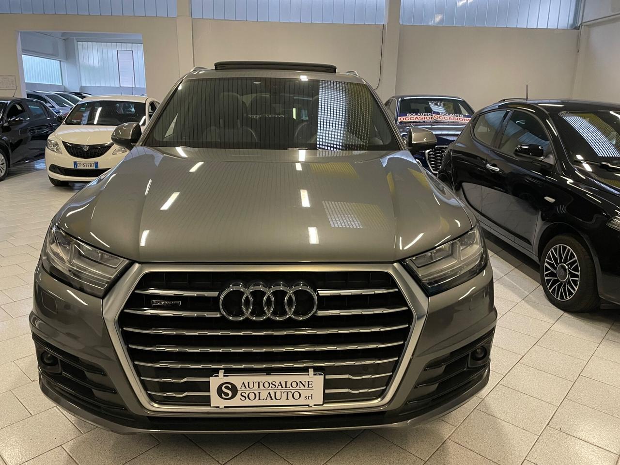 Audi Q7 3.0 TDI 272 CV quattro tip. Sport S Line Tetto 7P.