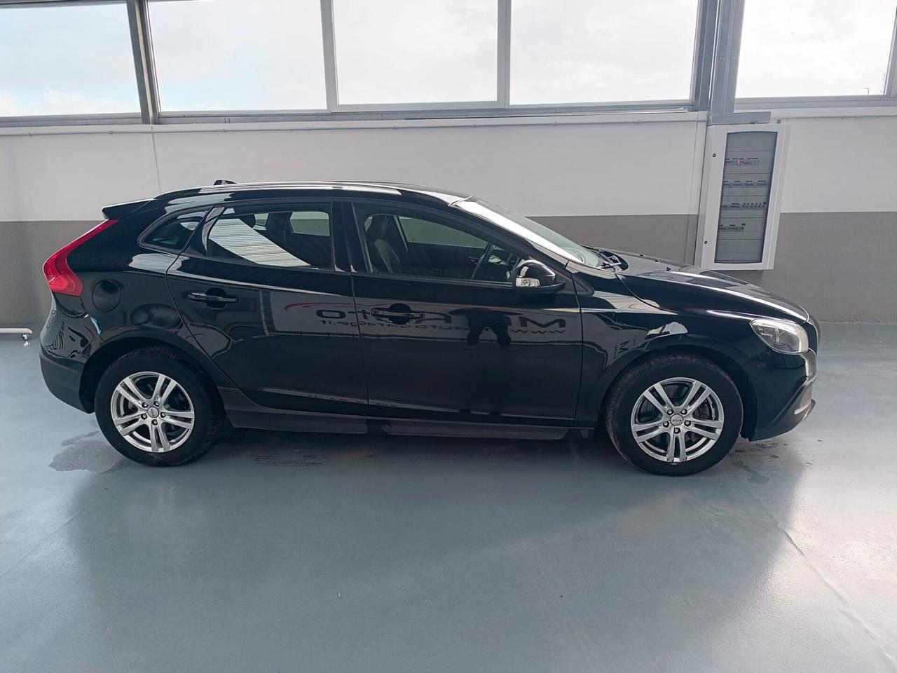 Volvo V40 Cross Country D2 Geartronic Momentum