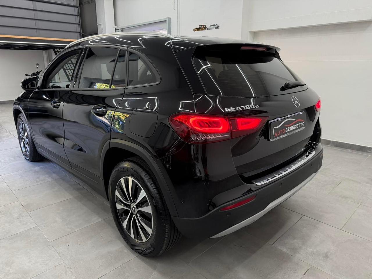 Mercedes-benz GLA 180 d Automatic Business Extra 2022