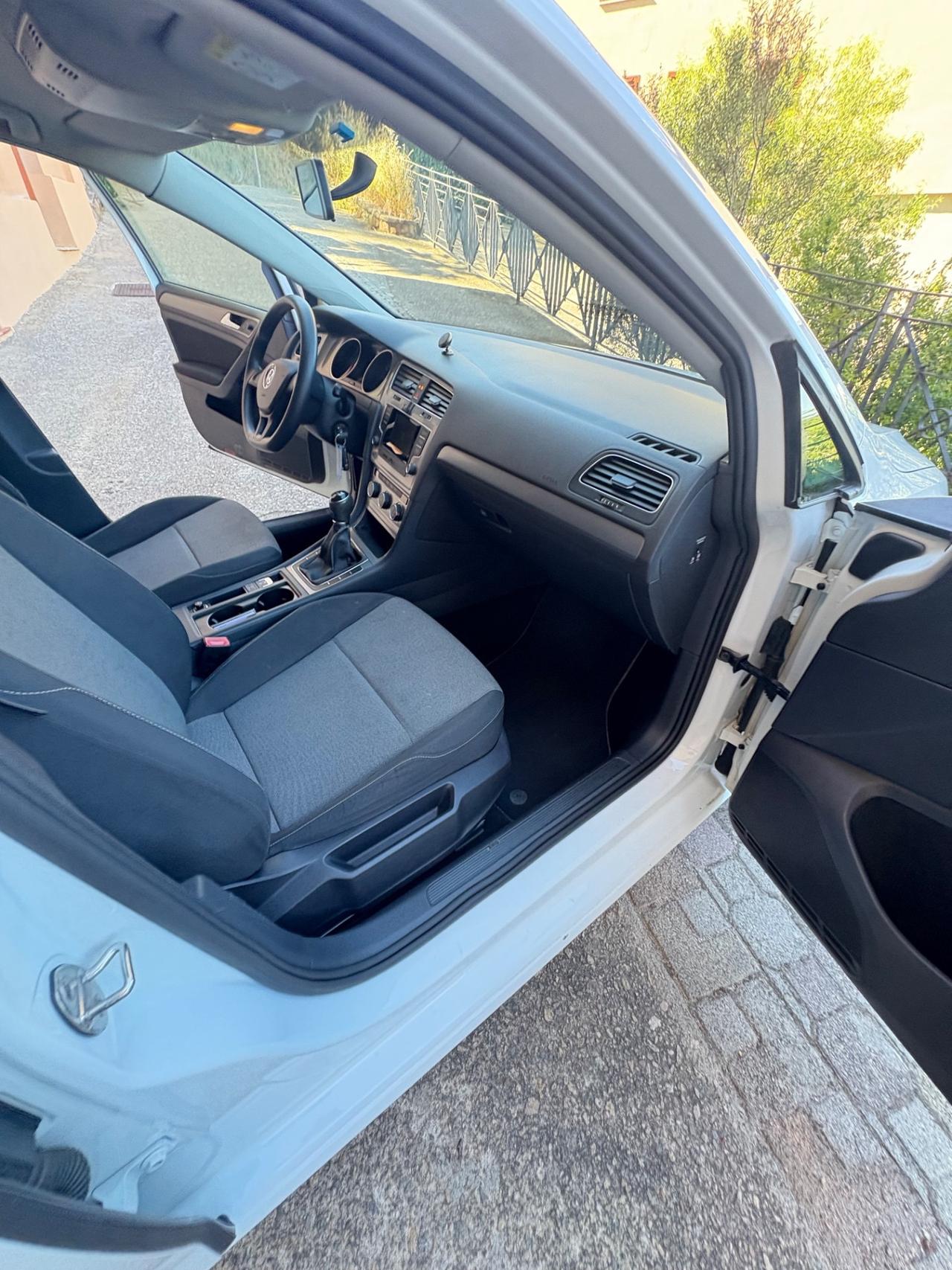 Volkswagen Golf 1.6 TDI 90 CV 3p. Trendline BlueMotion Technology