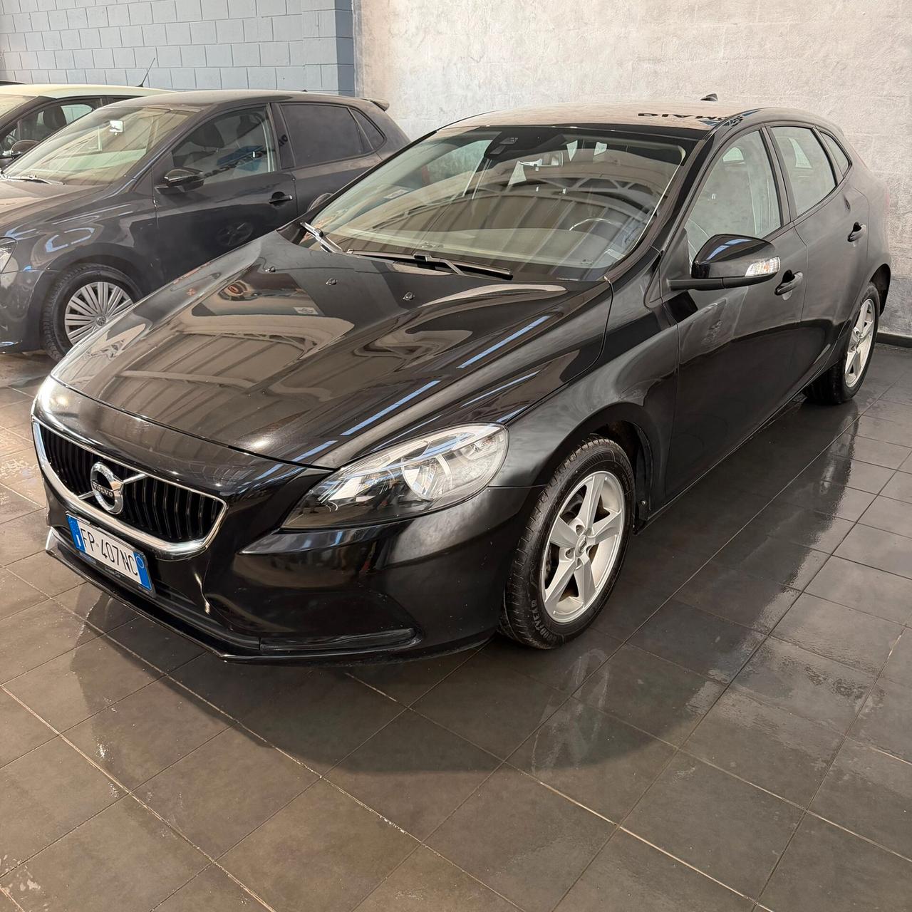 Volvo V40 D2 Business Plus
