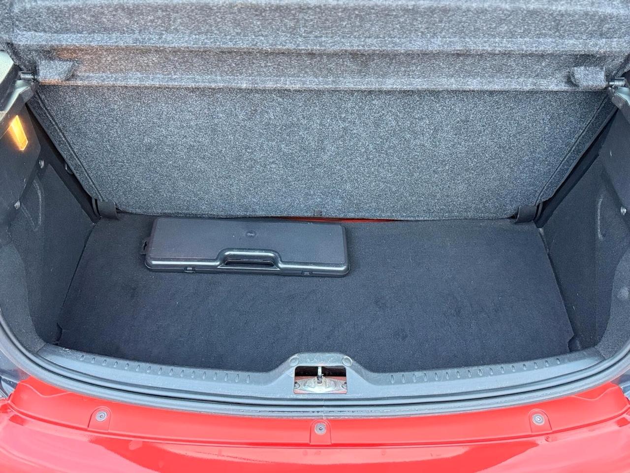 Lancia Ypsilon 1.2 Argento