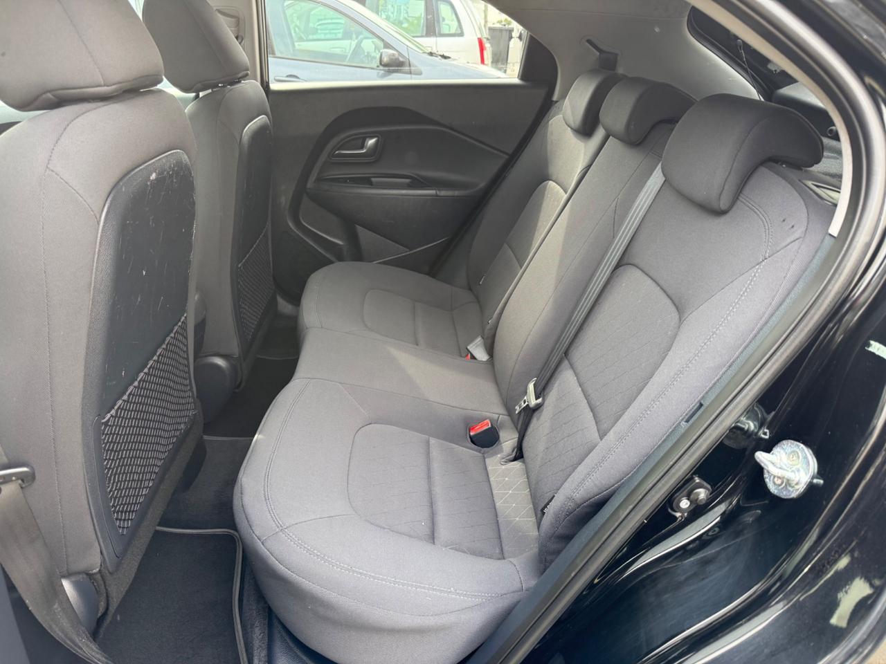 Kia Rio 1.1 CRDi 5p. FULL Optional