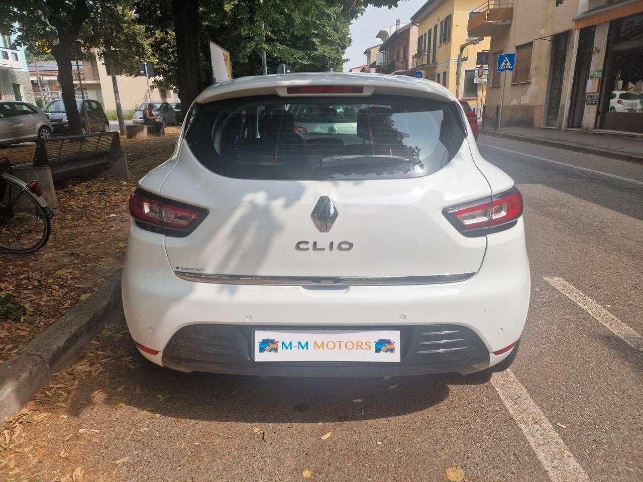 Renault Clio 75 CV Moschino Zen UNICO PRIPRIETARIO