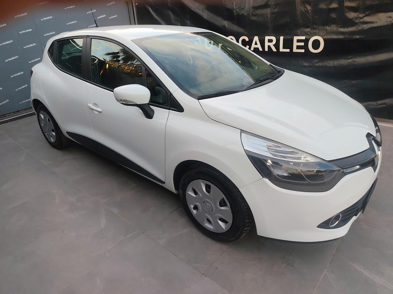 Renault Clio 1.2 BENZINA E GPL DI SERIE