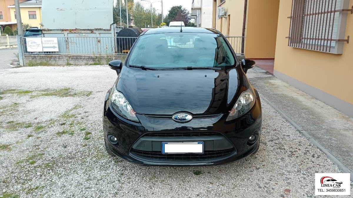 FORD - Fiesta 1.4 benzina / gpl - ok neopatentato