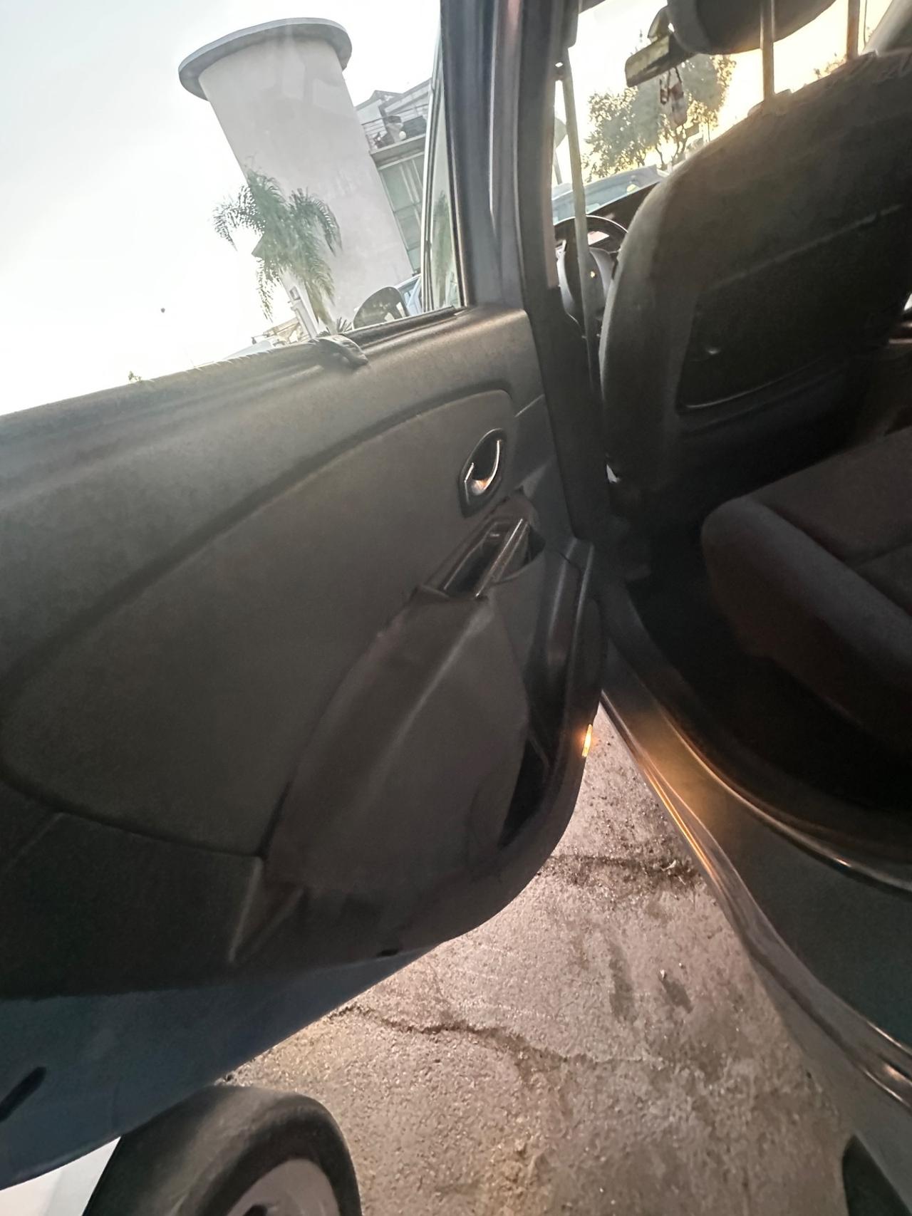 Renault Scenic Scénic X-Mod 1.5 dCi 110CV Luxe