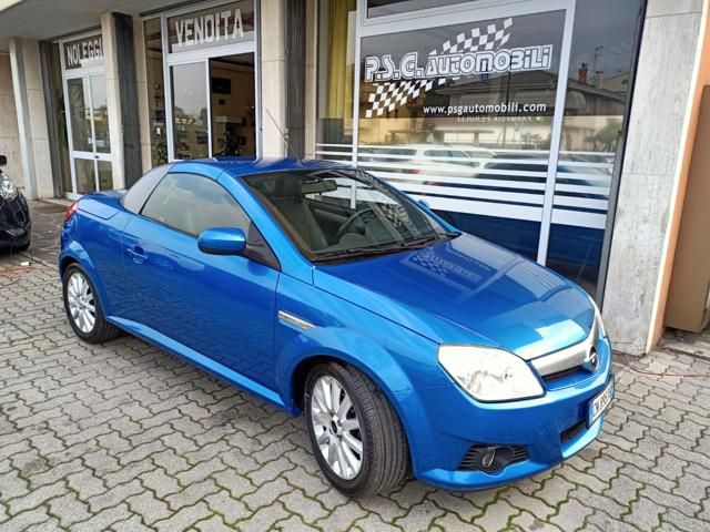 OPEL Tigra TwinTop 1.4 16V First Edition